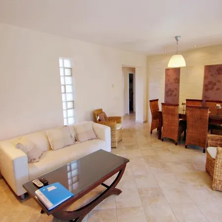 Villa El Pinar - Sea View With Private Pool In *