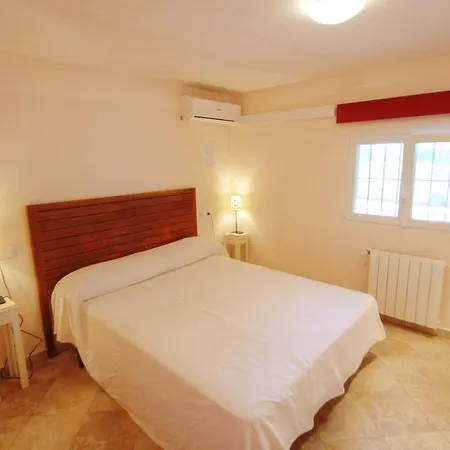 Villa El Pinar - Sea View With Private Pool In Moraira